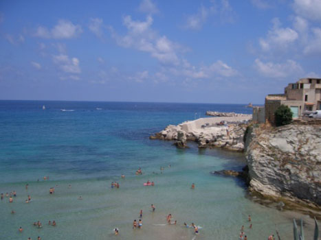 Der Strand von Terrasini im September